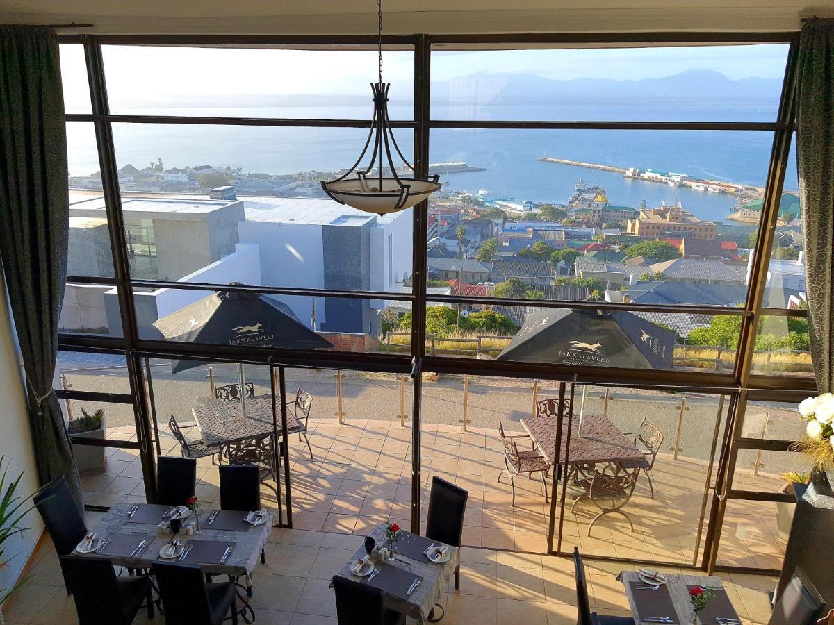 Bar-T-Nique Guest House Mossel Bay Exterior foto
